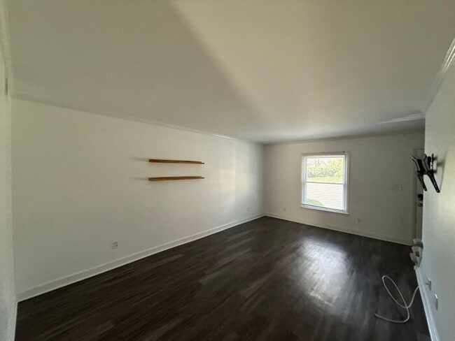 Photo - T.R. Lawing Realty Property