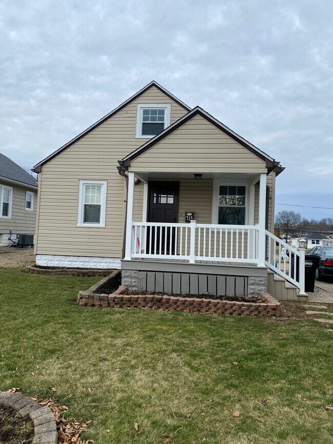 715 Francis St House House Rental in Zanesville, OH