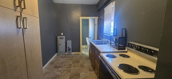 Photo - 1901 N Church St Unit Apt 2