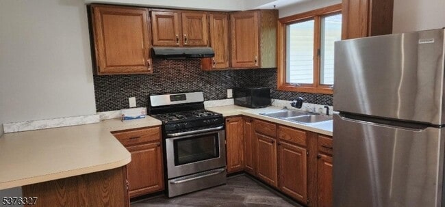Building Photo - 86 W Stewart St Unit A Rental