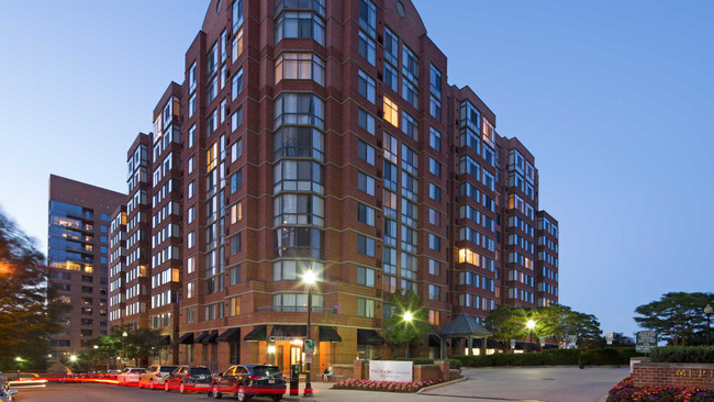 Lo mejor en Arlington Courthouse Apartments - The Prime at Arlington Courthouse