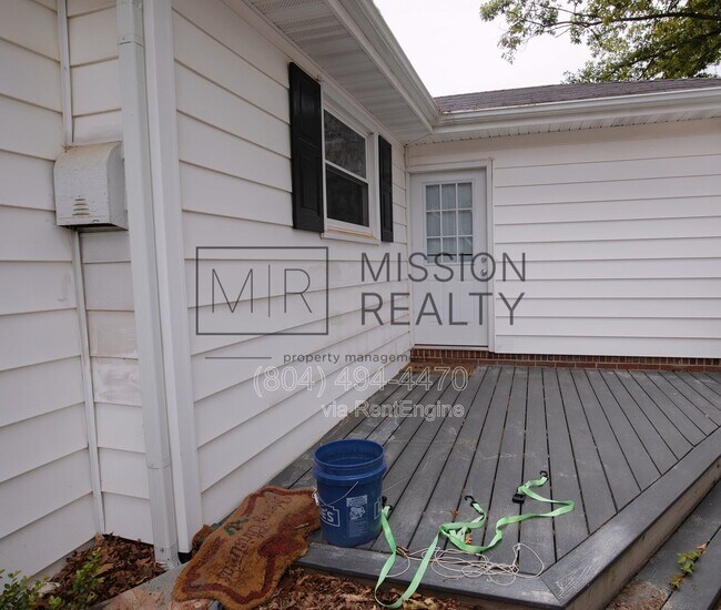 Photo - 1107 Ironington Rd