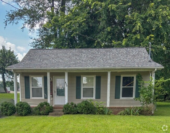 Building Photo - 133 E Street Clarksville, TN 37042 Rental