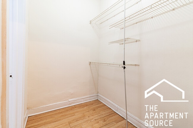 Photo - 2827 N Burling St Unit 06