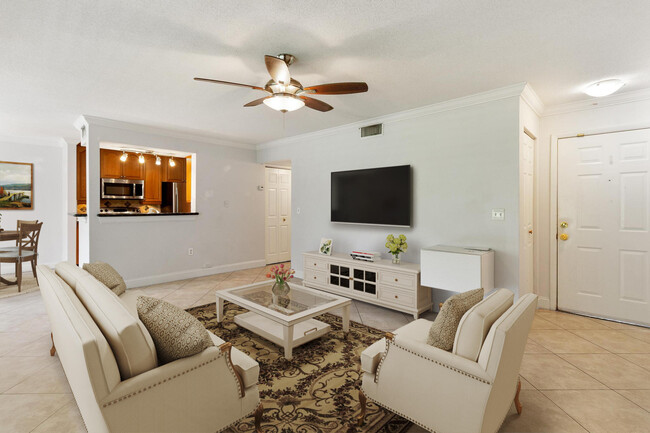 Photo - 815 Boynton Beach Blvd Condominio Unidad 16-105