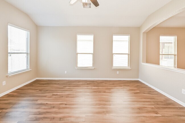 Photo - 14302 Merganser Dr