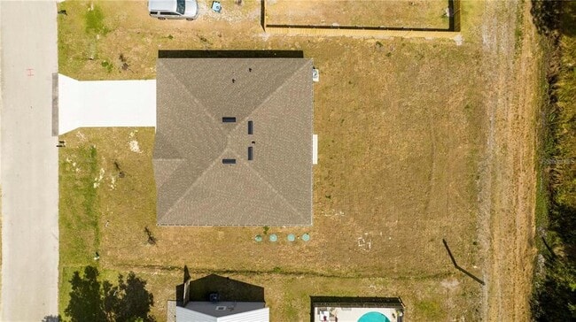 Photo - 1474 Healey St NW