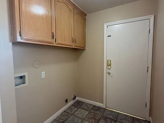 Photo - Beautiful 3 bedroom 2 bath home home in The Seasons!