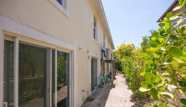 Photo - 1555 Blue Point Ave Unidad 3