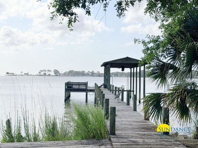 Photo - Beautiful Waterfront Property in Prime Location!