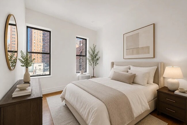 243 Henry St Unit 21
