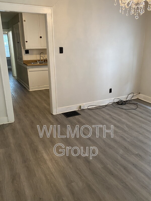 Photo - 1221 N Oxford St