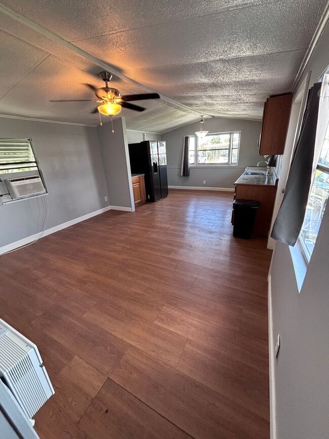 Photo - 508 50th Ave Dr W
