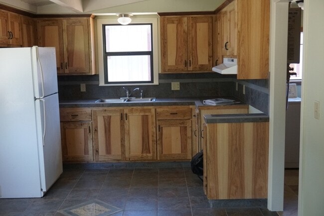 Photo - 141 Beverly Dr