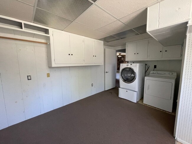 Photo - 4 BEDROOM 2 BATH SINGLE FAMILY HOME