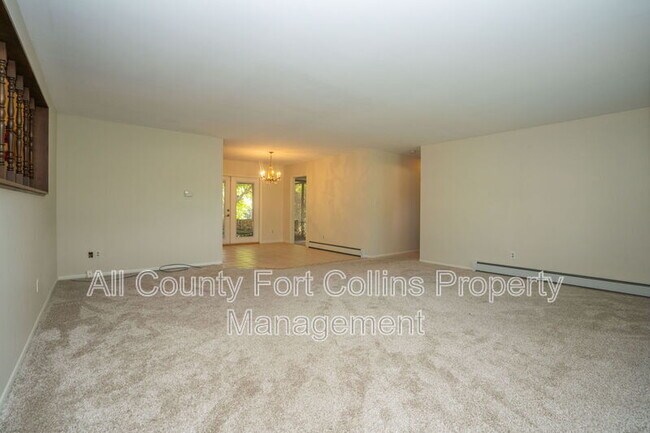 Photo - 508 Louise Ln
