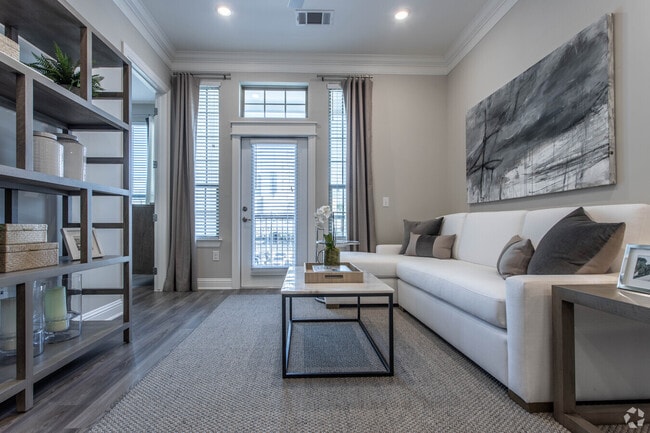 Photo - Luxury Living – Steps from Everything!! Unit 21AN1