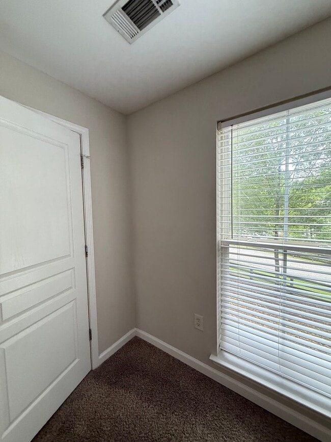 Photo - 15-1527 Kisling Unit 15-1527 - A