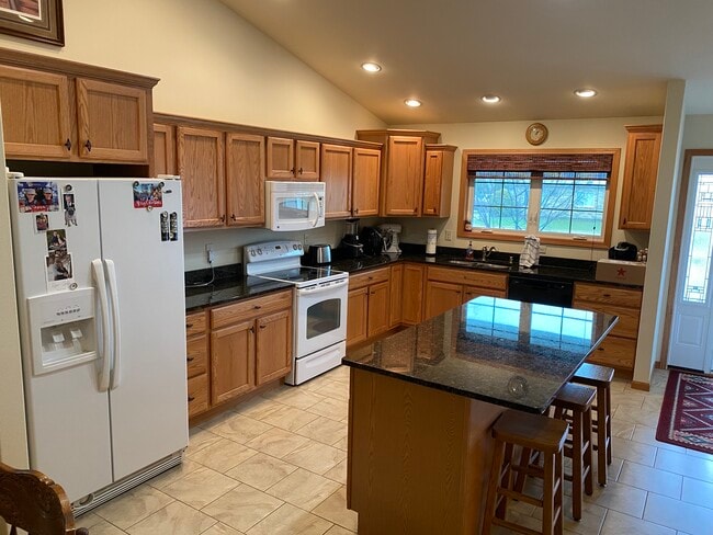 Photo - 1321 Pinecrest Ln