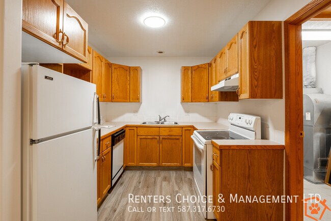 Photo - Single Story Unit with Lawn Care Included ...