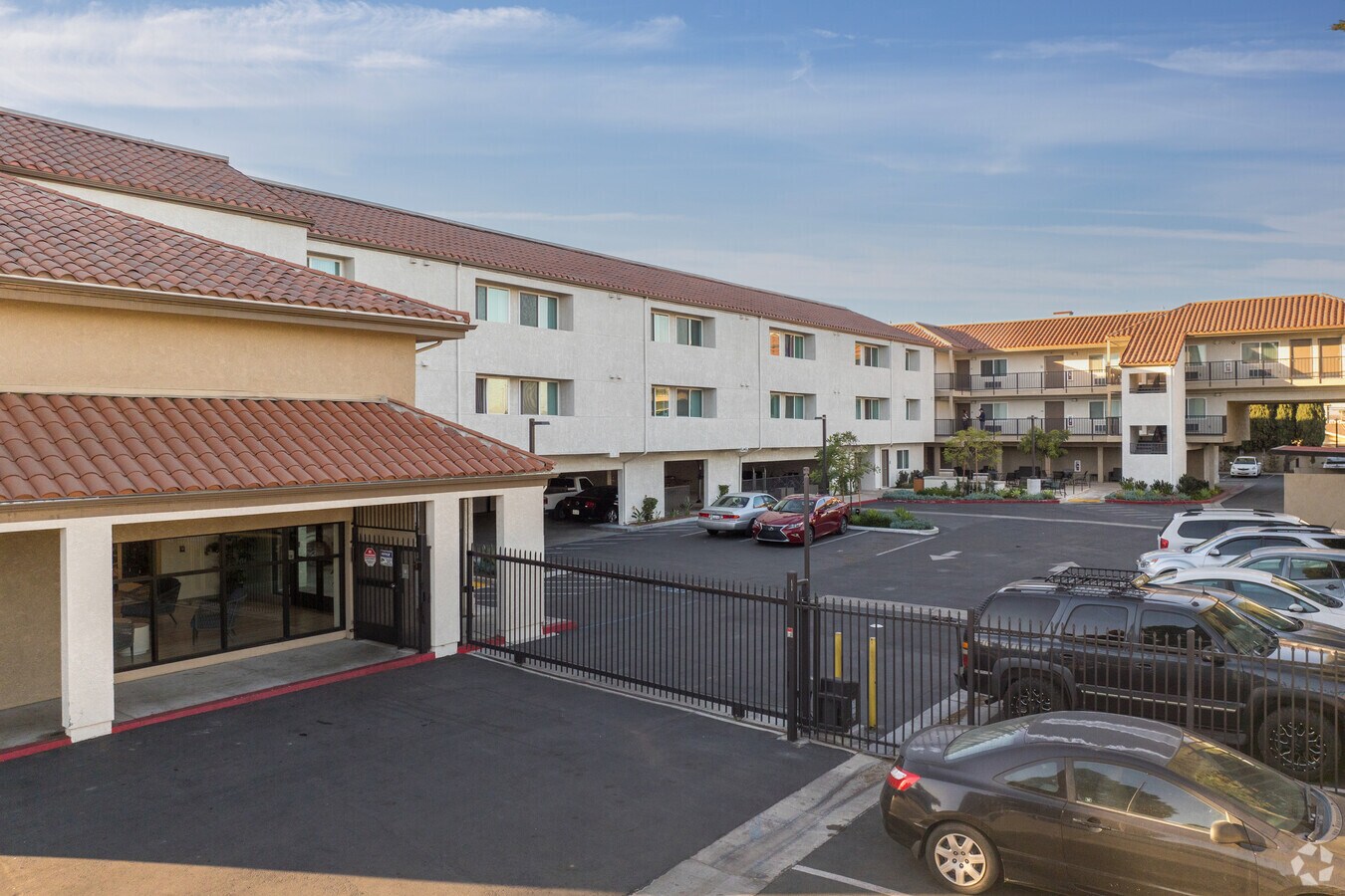 7161 Katella Ave - Iluma Apartment Homes