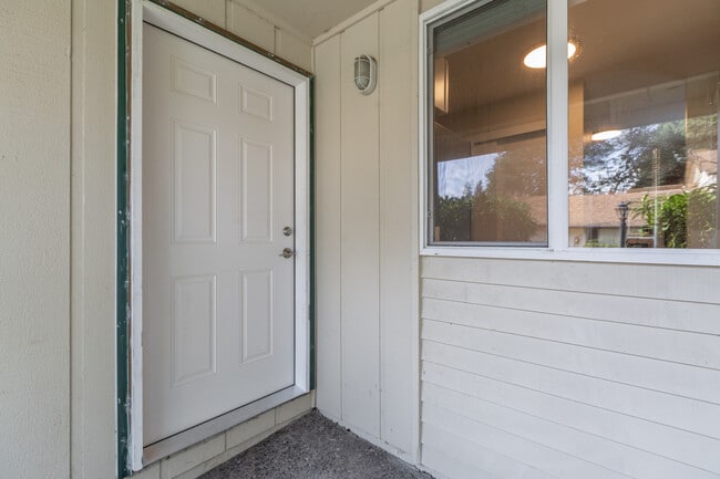 Photo - 12387 SW Walnut St