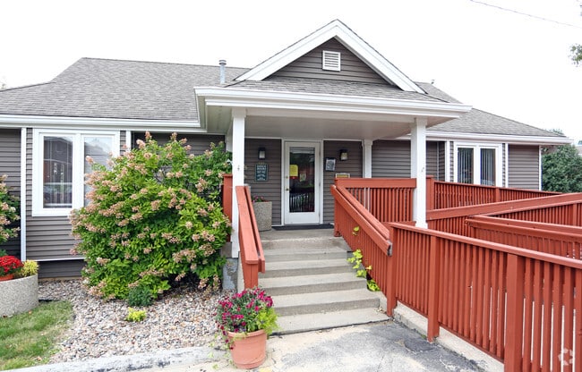 Photo - The Pointe on Fleur