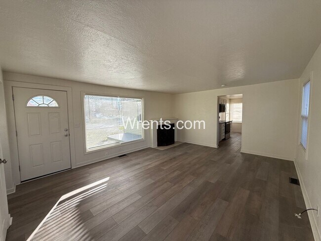 Photo - 3 Bedrooms | 1 Bathroom | Rancher with Large Detached Shop