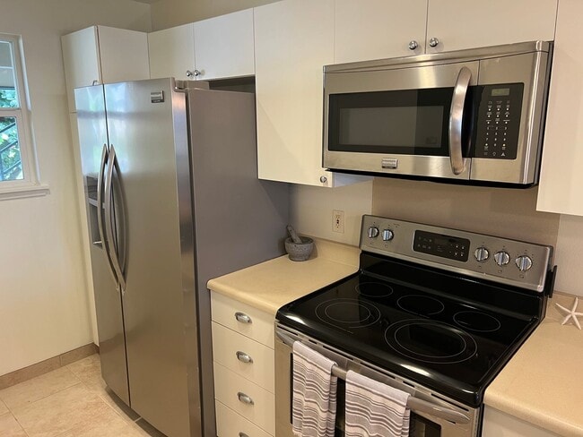 Photo - Napili - 2 bedroom/2 bath fully furnished, 2nd floor