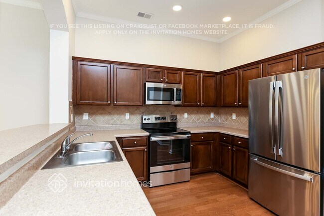 Photo - 195 Green Bridge Ct SE