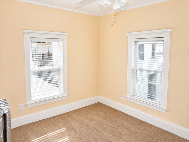 bedroom - 126 2nd St Unidad 1