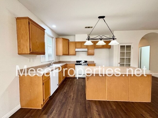 Photo - 12261 Luna Rd