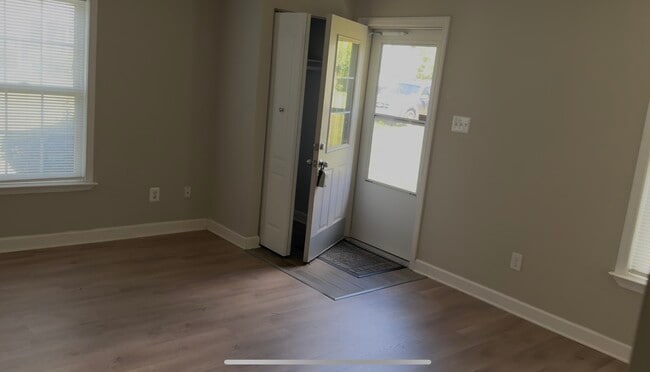 Photo - 3321 Chester Grove Rd Unidad 3321 Chester Grove Rd