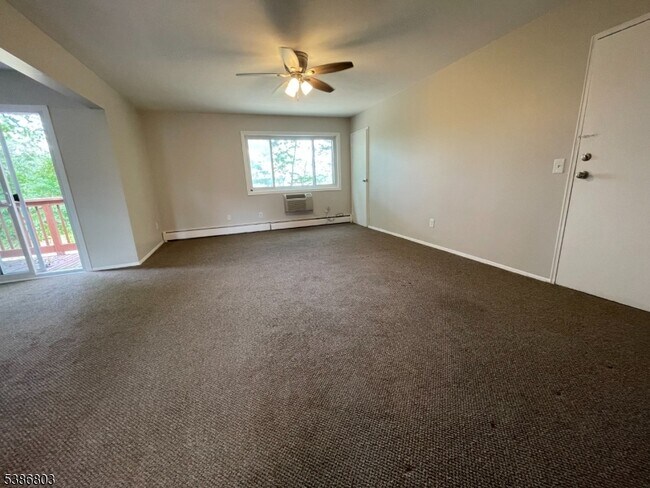 Photo - 1 Lake Ave Unit 4B