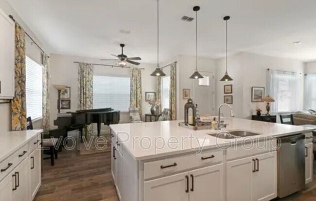 Photo - 13217 Cormack Ln