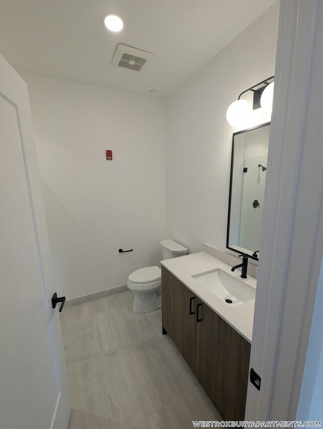 Photo - 199 Gardner St Unidad 403