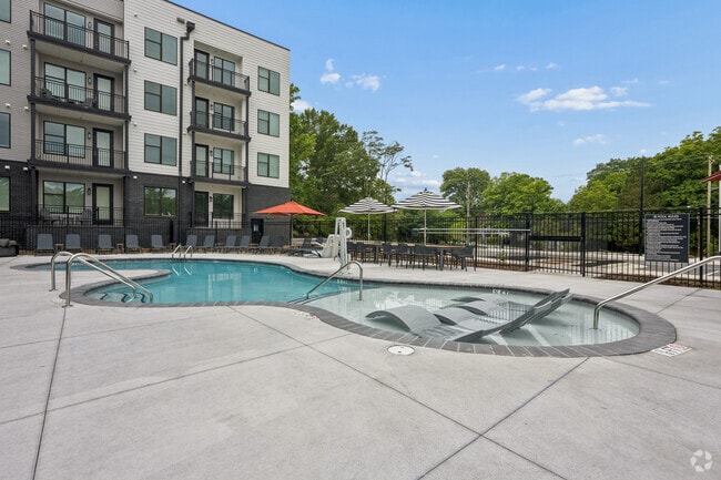 Building Photo - Spring Street Apartments