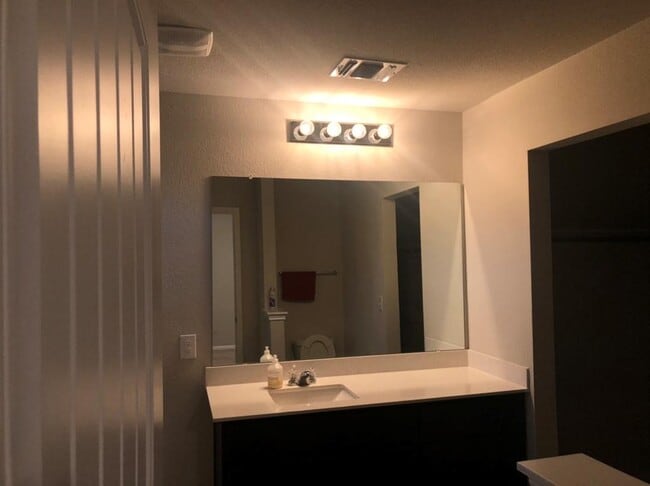 Photo - 3504 Blazeby Dr