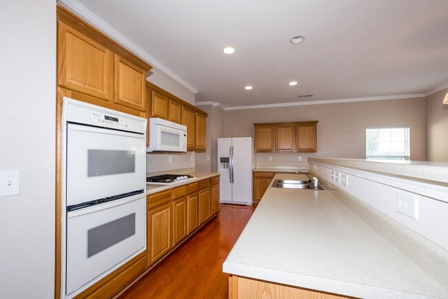 Photo - 13633 Coram Pl