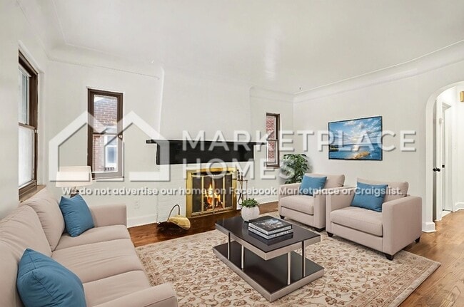 Photo - 15866 Mansfield St