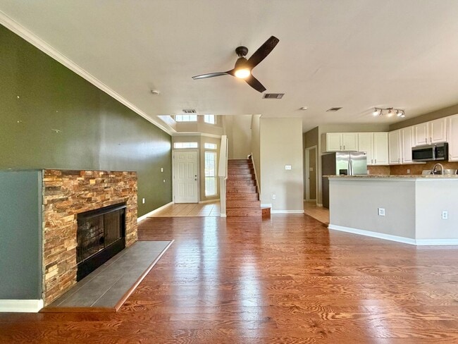 Photo - 3300 Forest Creek Dr