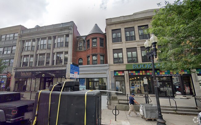 Building Photo - 1088 Boylston St Unit 2 Rental