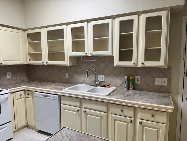 Photo - 10811 Richmond Ave. Unit 2