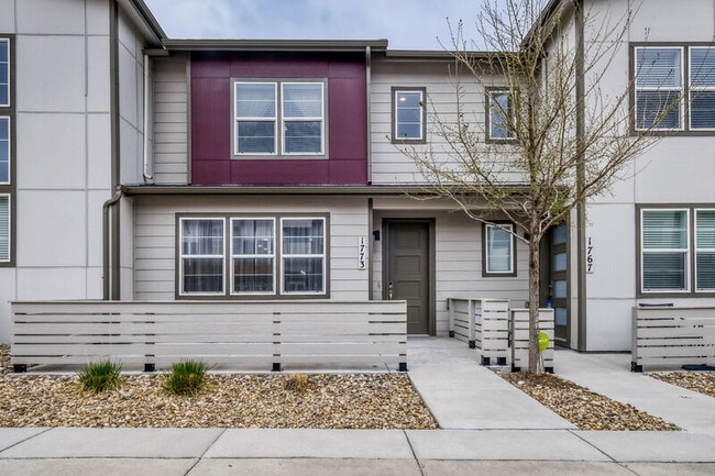 Building Photo - 1773 Spring Water Pt