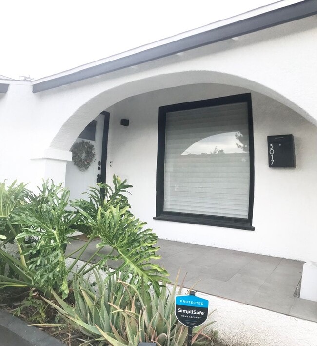 Photo - Gorgeous 3 Bedroom 2 Bath Updated House for Lease Near SoFi!