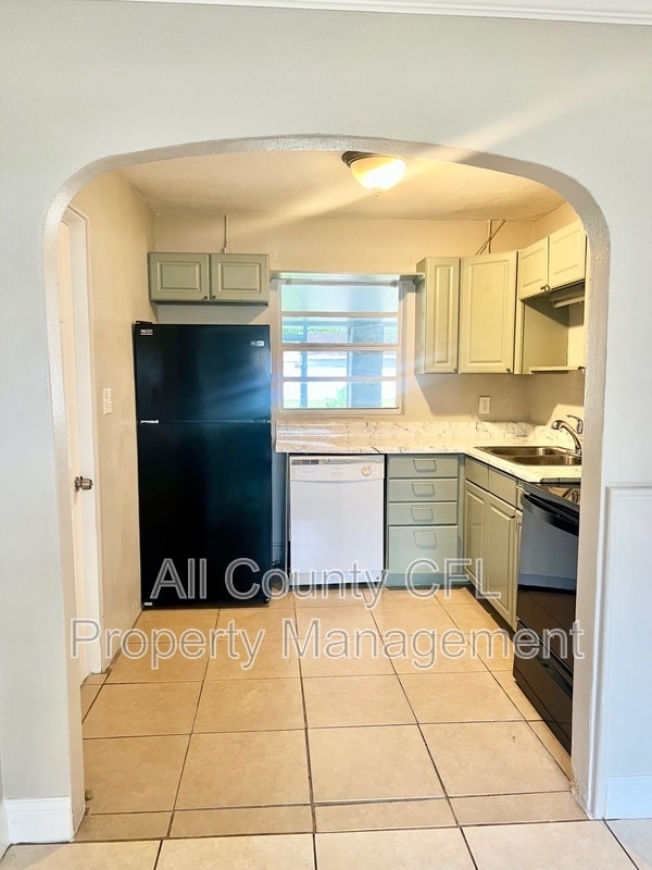 Photo - 1400 Oregon Ave