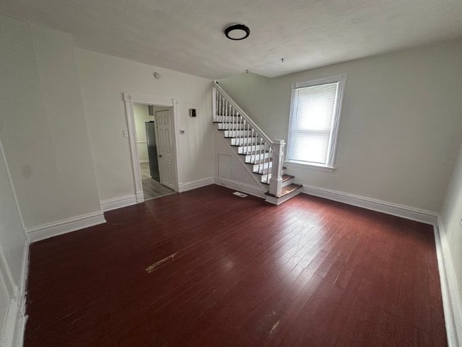 Photo - 245 St Louis Ave