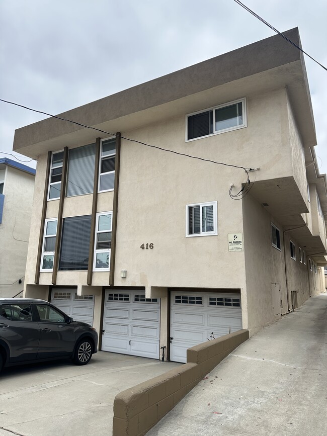 Building Photo - 416 Broadway N Unit 2