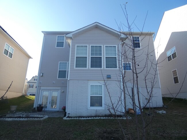 88 Carriage Hill Dr Unit B