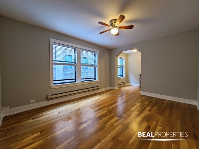Photo - 425 W Roscoe St Condo Unit Studio